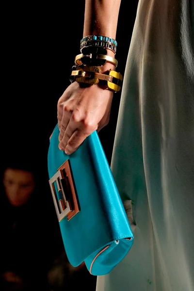 Look 92